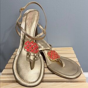 Lilly Pulitzer Leena Gold Sandals 8.5 Woven Medallion Thong